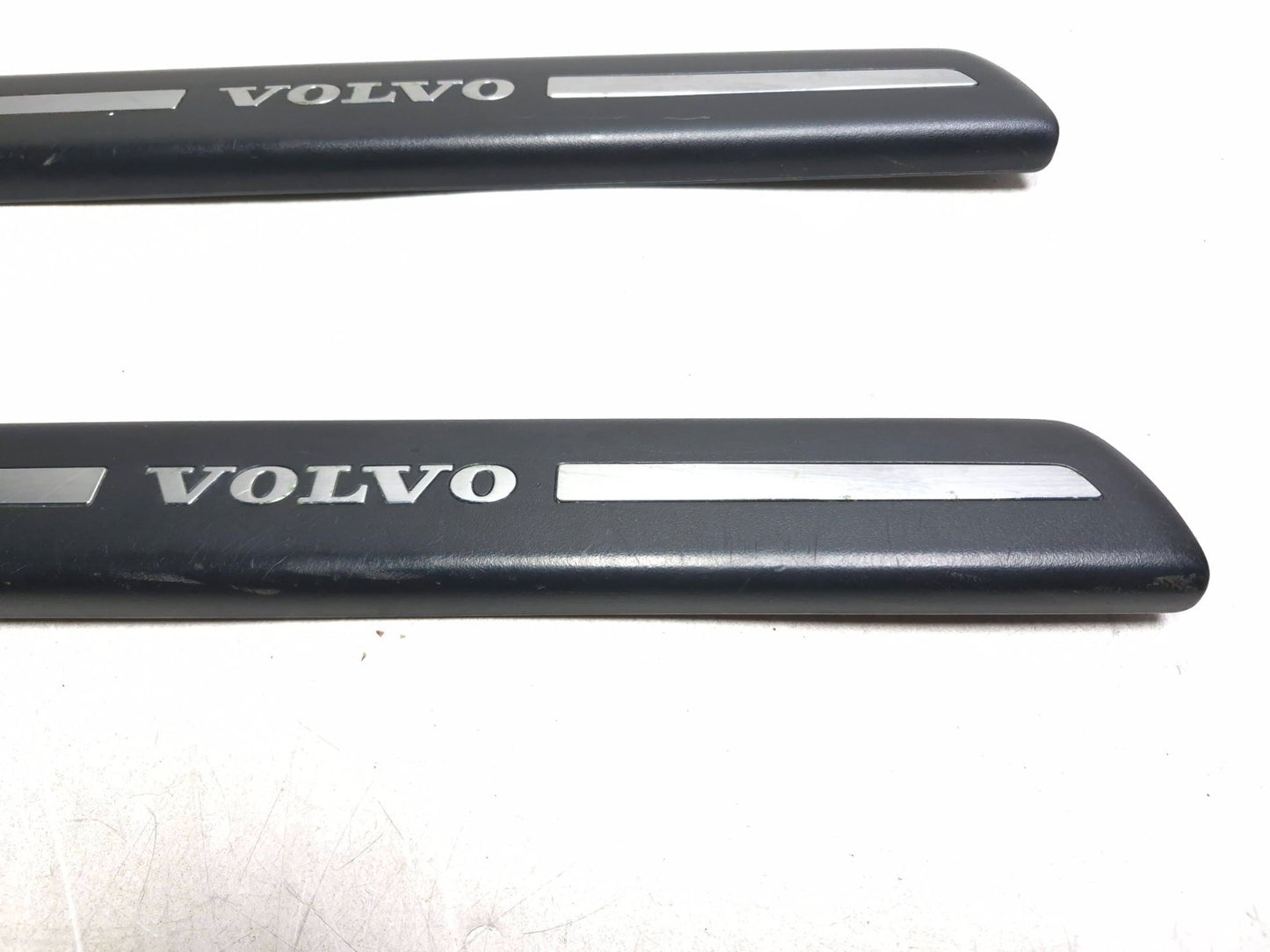 2007 Volvo S40 Front Door Sill Plate Trim Left & Right OEM