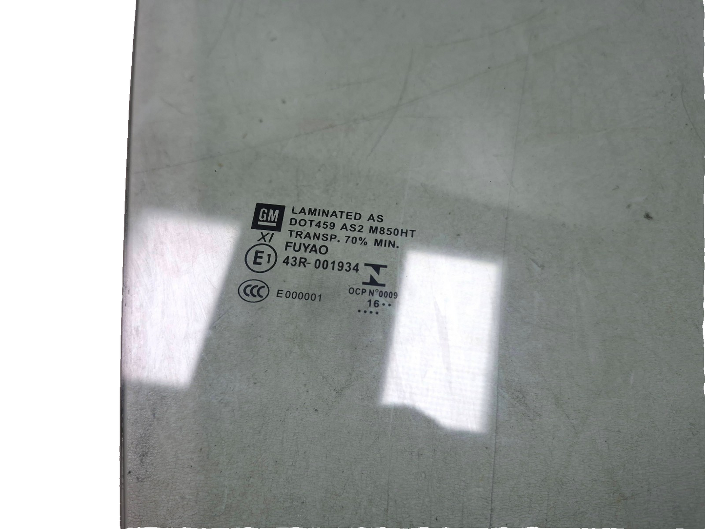2017 Cadillac Xt5 Front Right Door Window Glass OEM 84322931