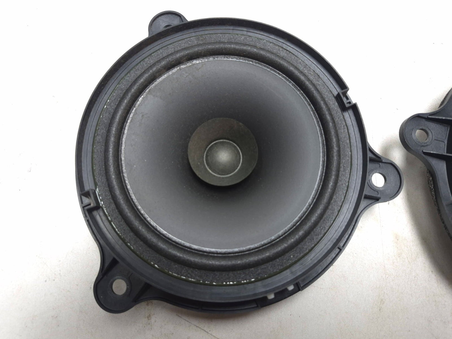 2012 Nissan Leaf Door Audio Speaker Pair OEM
