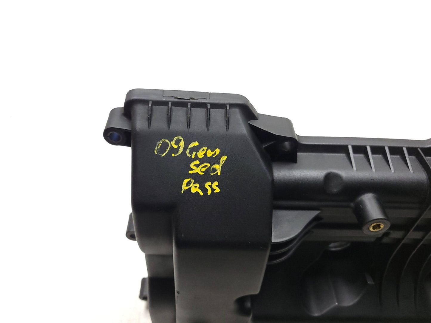 09-12 Hyundai Genesis Engine Valve Cover Left & Right Pair OEM 4.6l