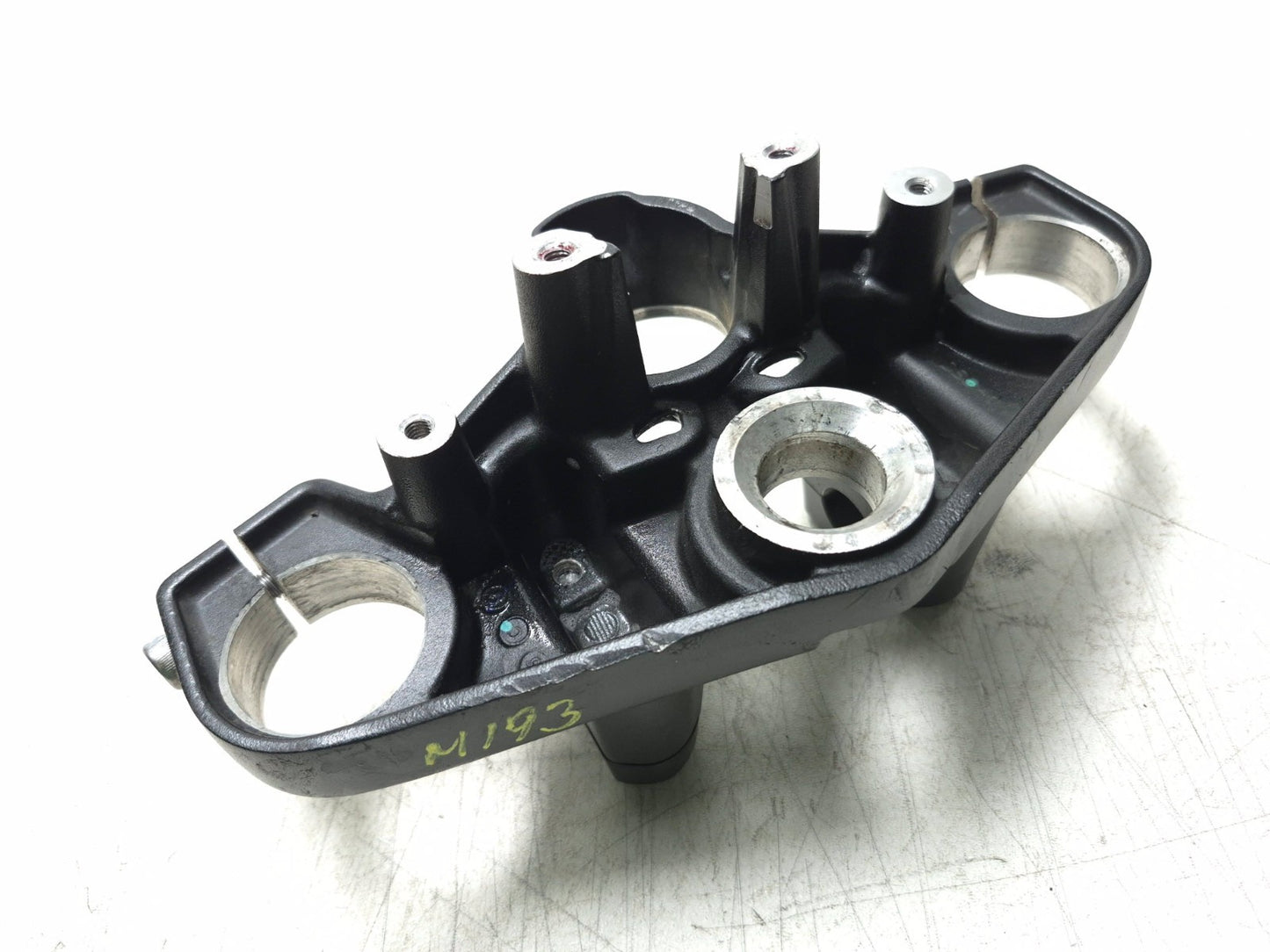 2019 Kawasaki Z400 Er400d Front Fork Clamp Upper Triple Tree OEM