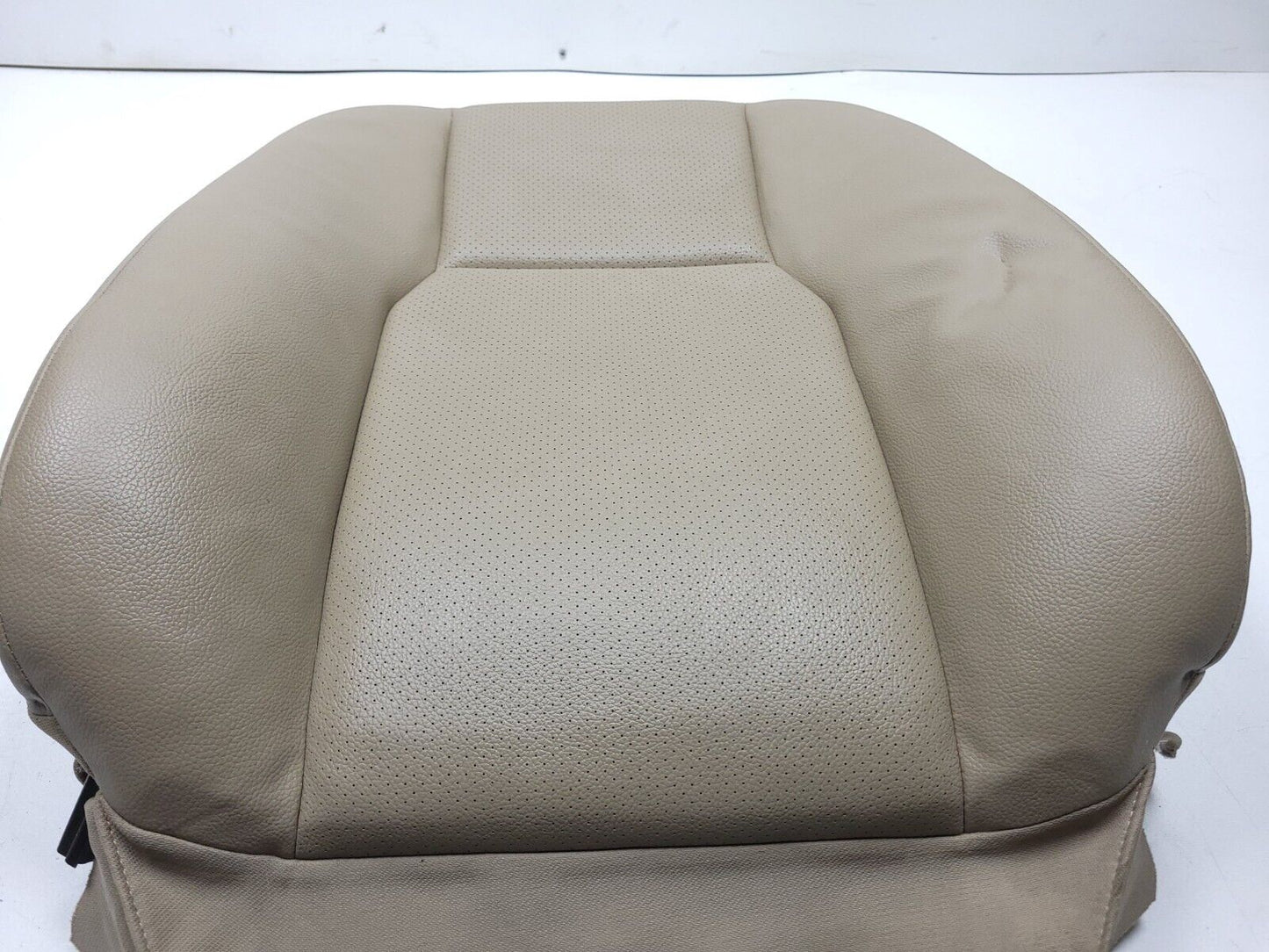 08-14 Mercedes C300 W204 Front Passenger Seat Upper Cushion OEM
