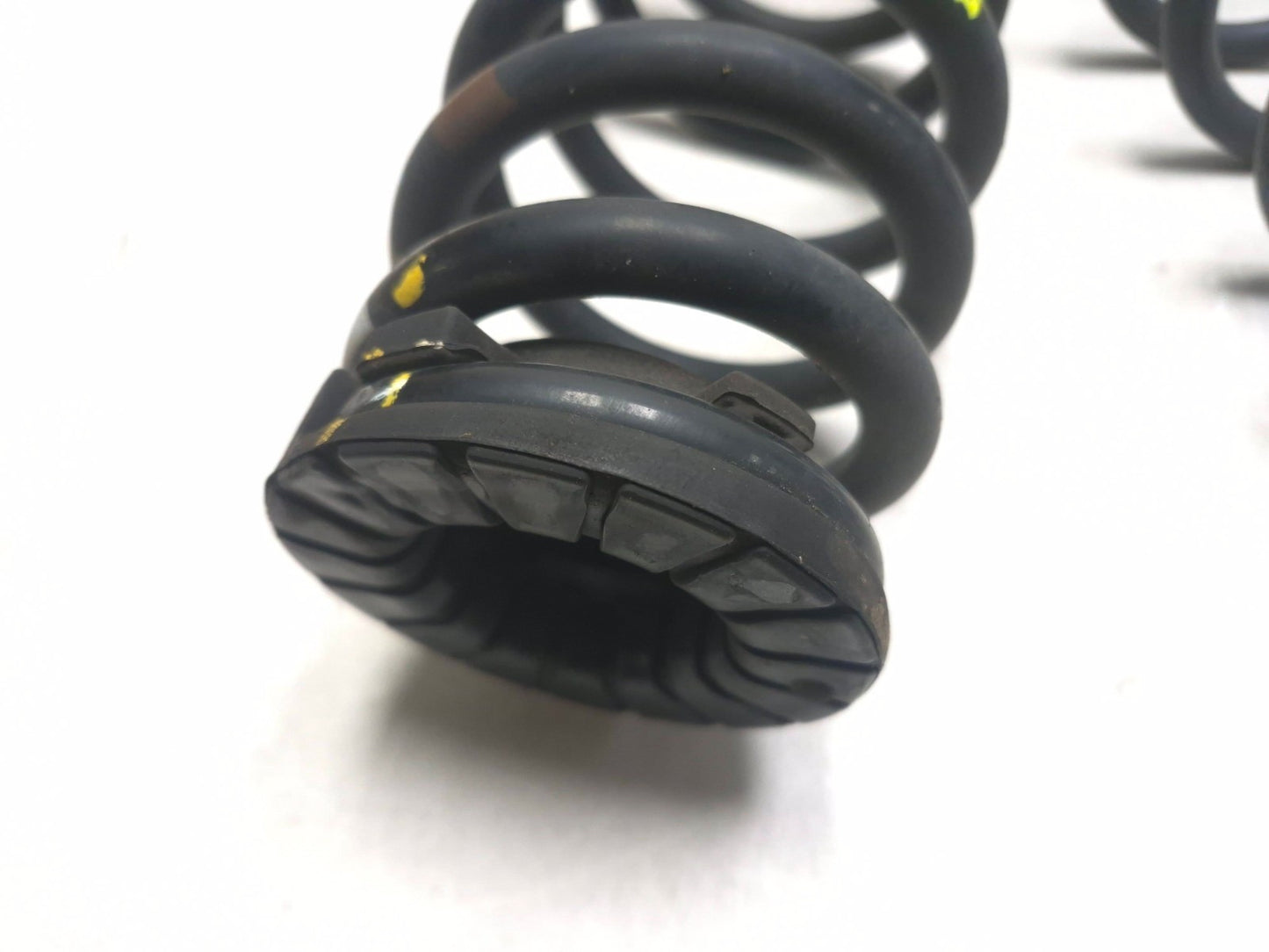 2019 Hyundai Kona Rear Suspension Coil Spring Pair OEM