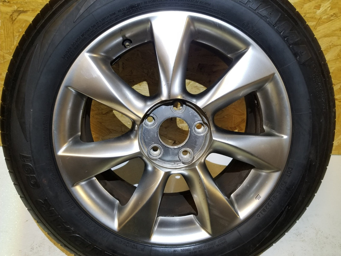 2011 Infiniti G37 Coupe Alloy Wheel Rim 17x 7-1/2 & Tire 225/60r17 OEM