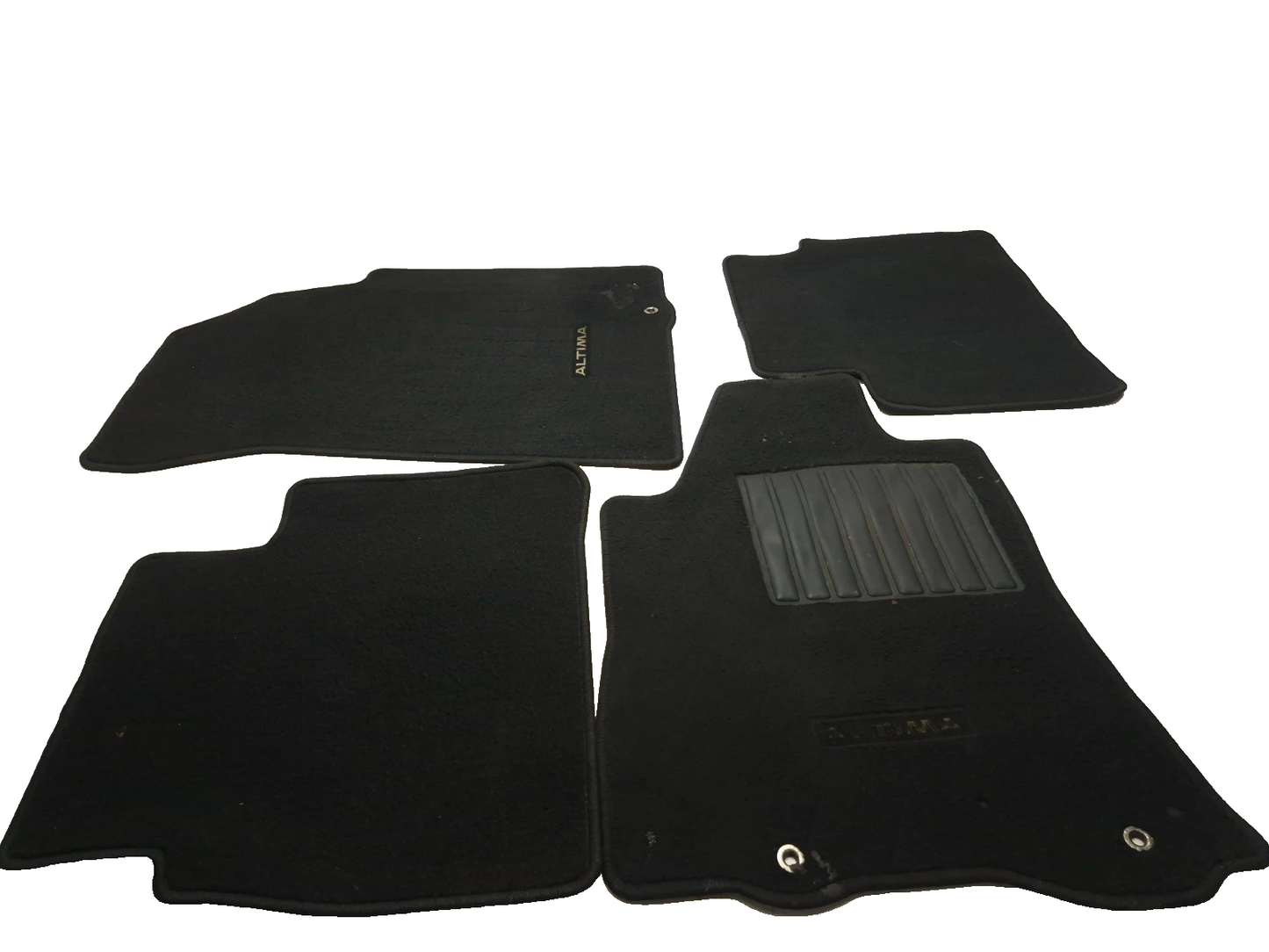2018 Nissan Altima Floor Mat Carpet Front & Rear 4pcs OEM