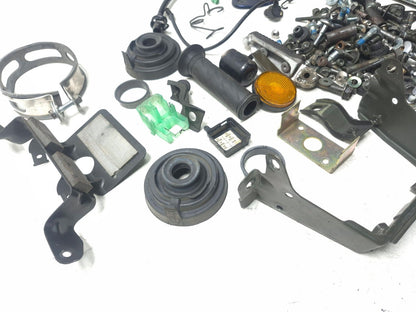 1999 Suzuki Katana 750 Gsx750f Misc Bolt & Hardware Bracket OEM