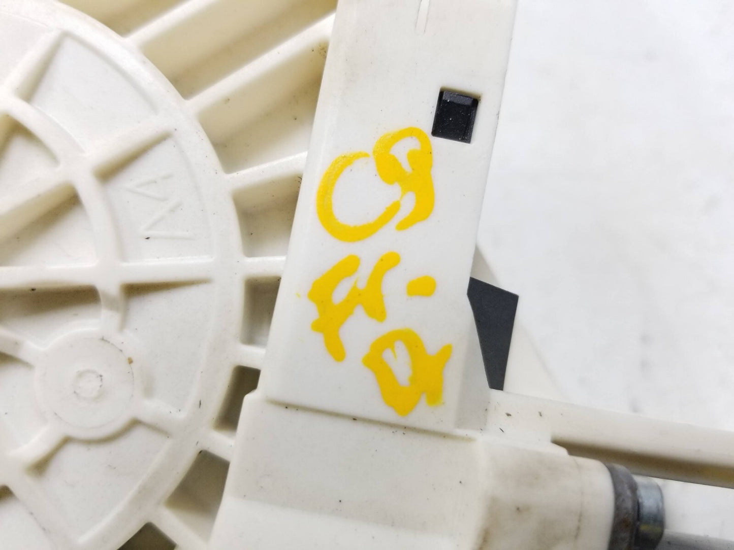 2009 - 2017 Audi Q5 Door Window Motor Front Driver Side Left OEM