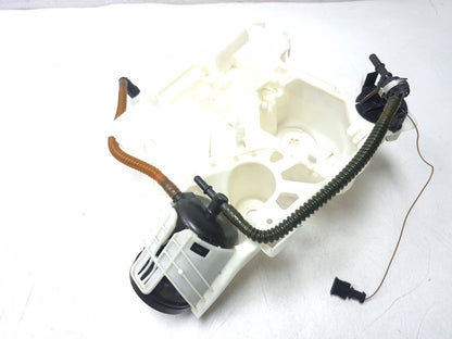 2011 BMW 750li Fuel Pump 16-11-7-217-261 OEM