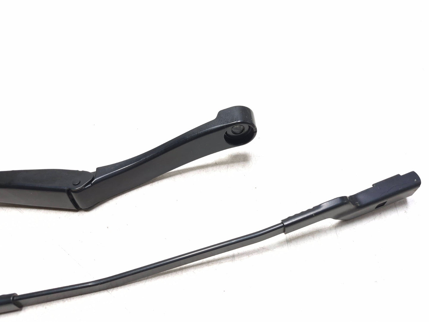 2019 Ford Ecosport Windshield Wiper Arm Pair OEM