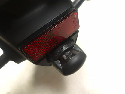 2025 Yamaha Yzf R3 Rear Fender Mud Guard W/turn Signal Assy OEM