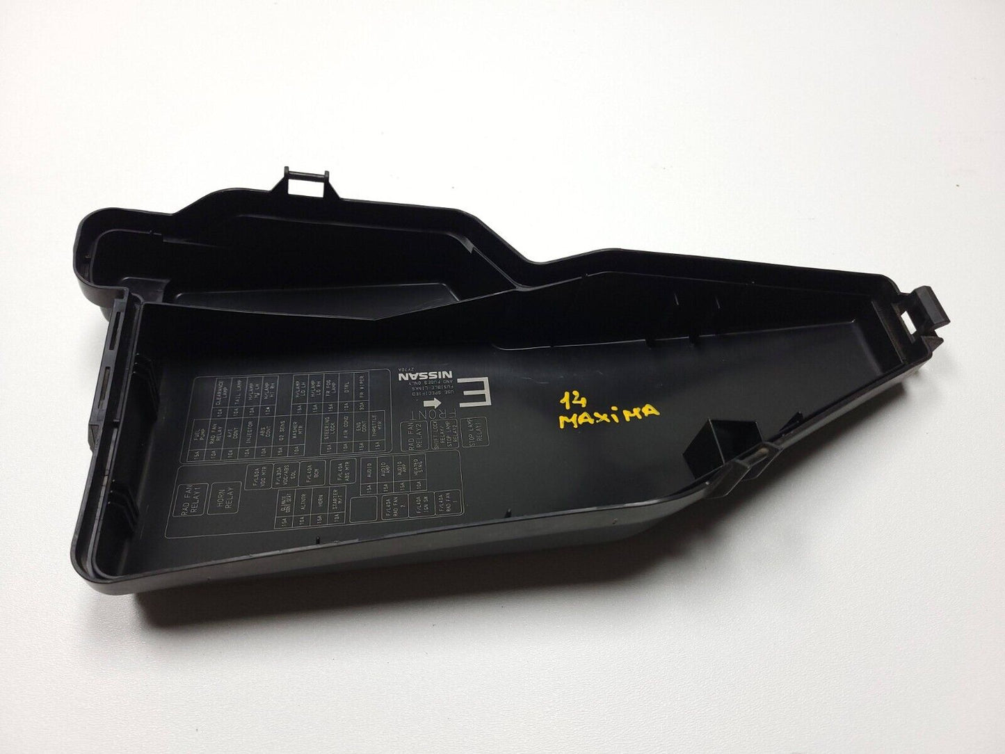 16 17 18 Nissan Maxima Fuse Box Cover Lid OEM