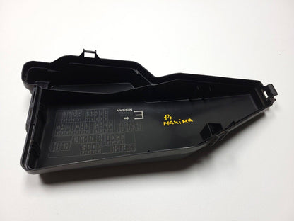 16 17 18 Nissan Maxima Fuse Box Cover Lid OEM