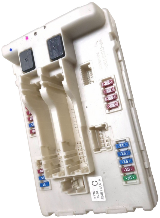 2010 Nissan Maxima Sv Ipdm Module Fuse Box OEM