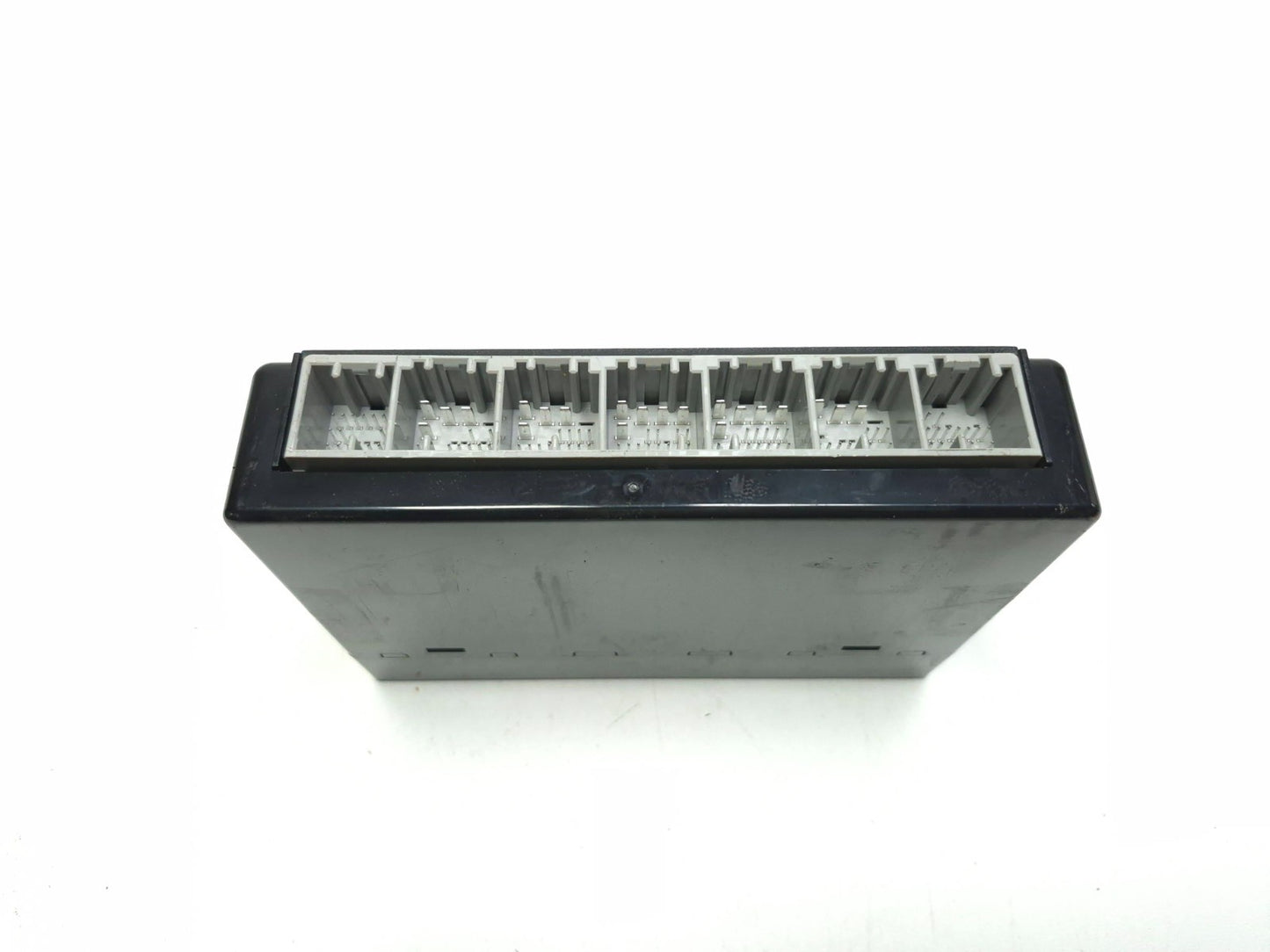 2013 Cadillac Escalade Esv Body Control Module OEM