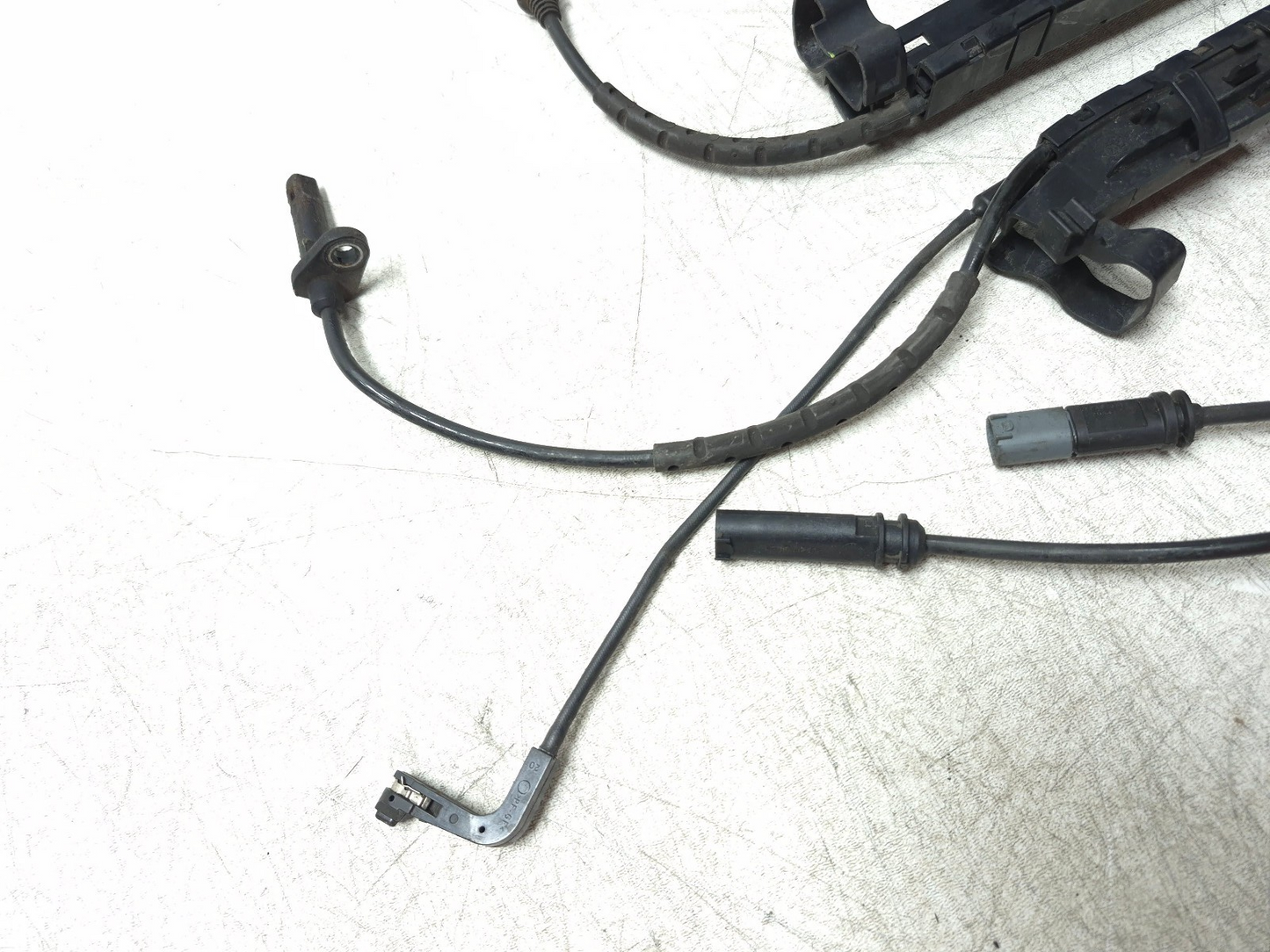 2008 BMW X6 E71 Rear ABS Wheel Speed Sensor OEM 34526771777