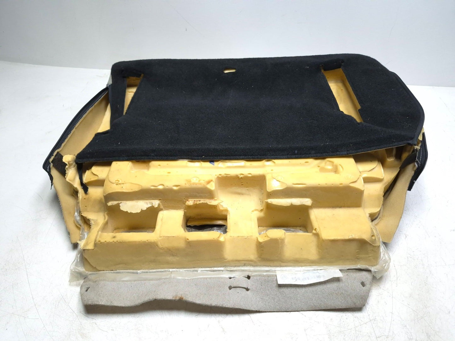 2016 Dodge Grand Caravan 3 Row Lower Seat Foam Cushion Driver Side OEM