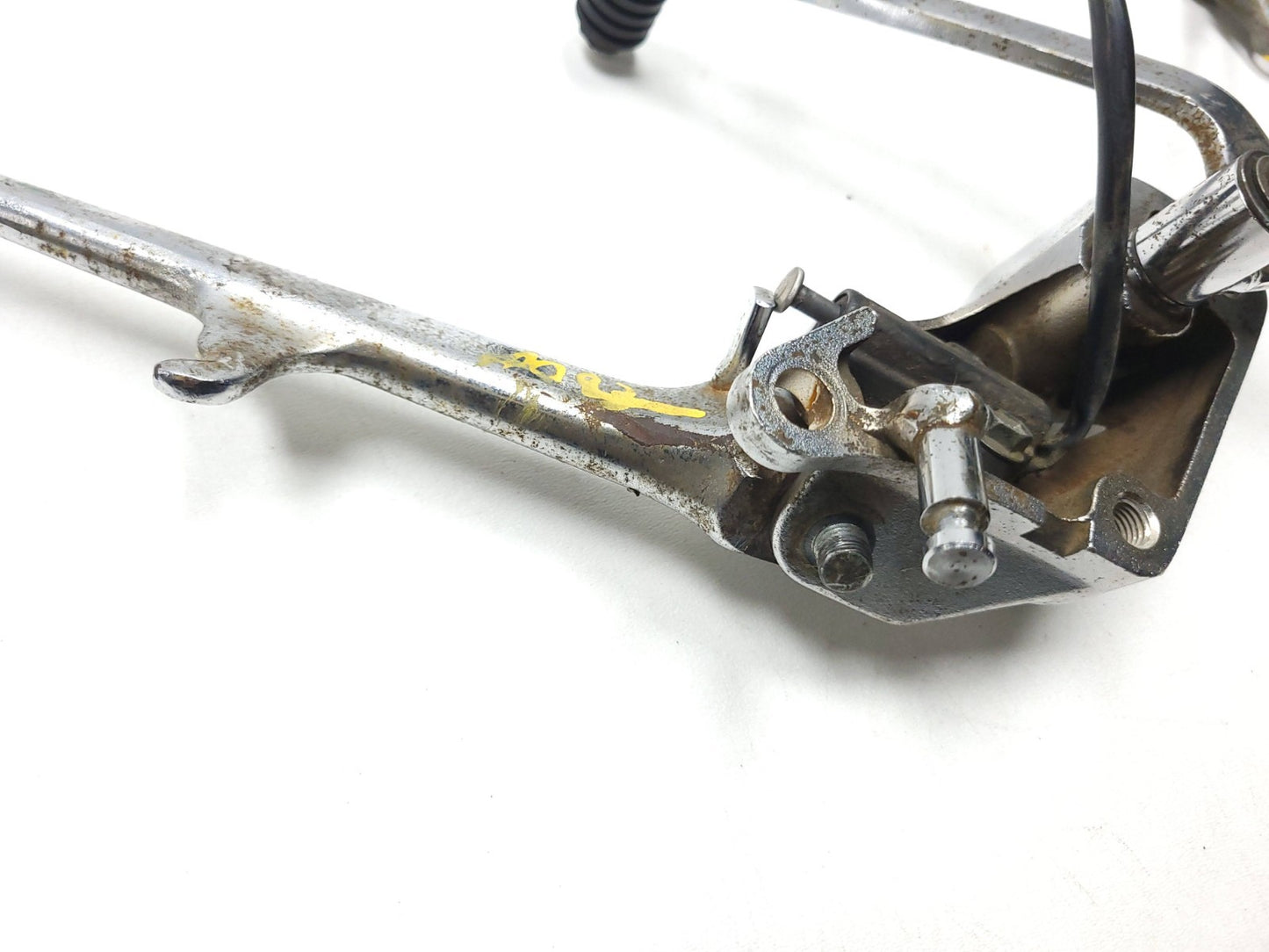 2001 Suzuki Sawage Ls650p Gear Shift Pedal & Kickstand Side Assembly OEM