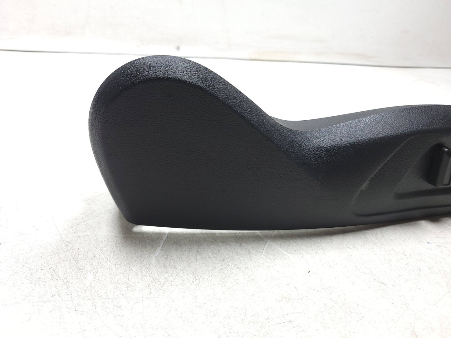 2012 Volkswagen Cc Front Seat Control Switch & Trim Passenger Right OEM