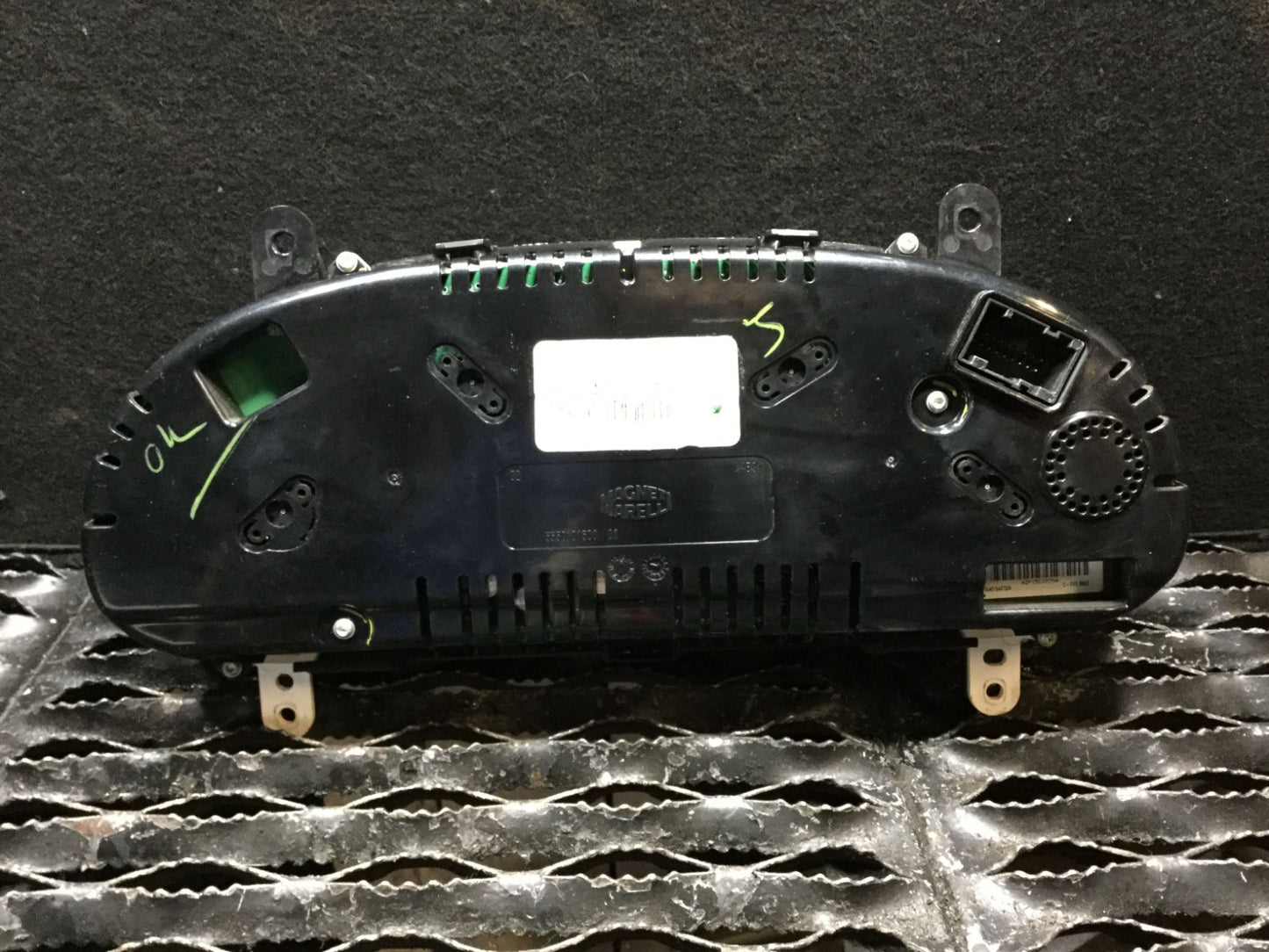 2013 Dodge Dart Instrument Cluster Speedometer OEM