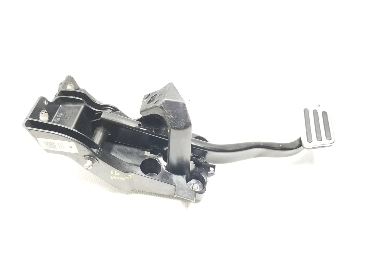 2016 Ford Mustang Gt Brake Pedal W/ Bracket Assy OEM