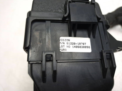 2014 Hyundai Accent Fusebox Fuse Box Relay Module OEM