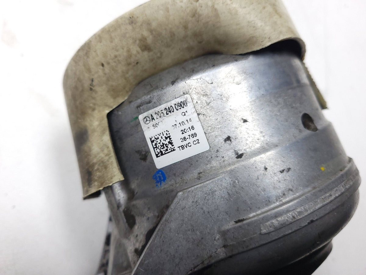 2015-2020 Mercedes C300 W205 4matic Engine Motor Mount Support Pair OEM