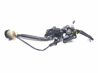 2008 Kawasaki Ninja 250r Ex250j Front Right Footrest W/ Brake Cylinder OEM