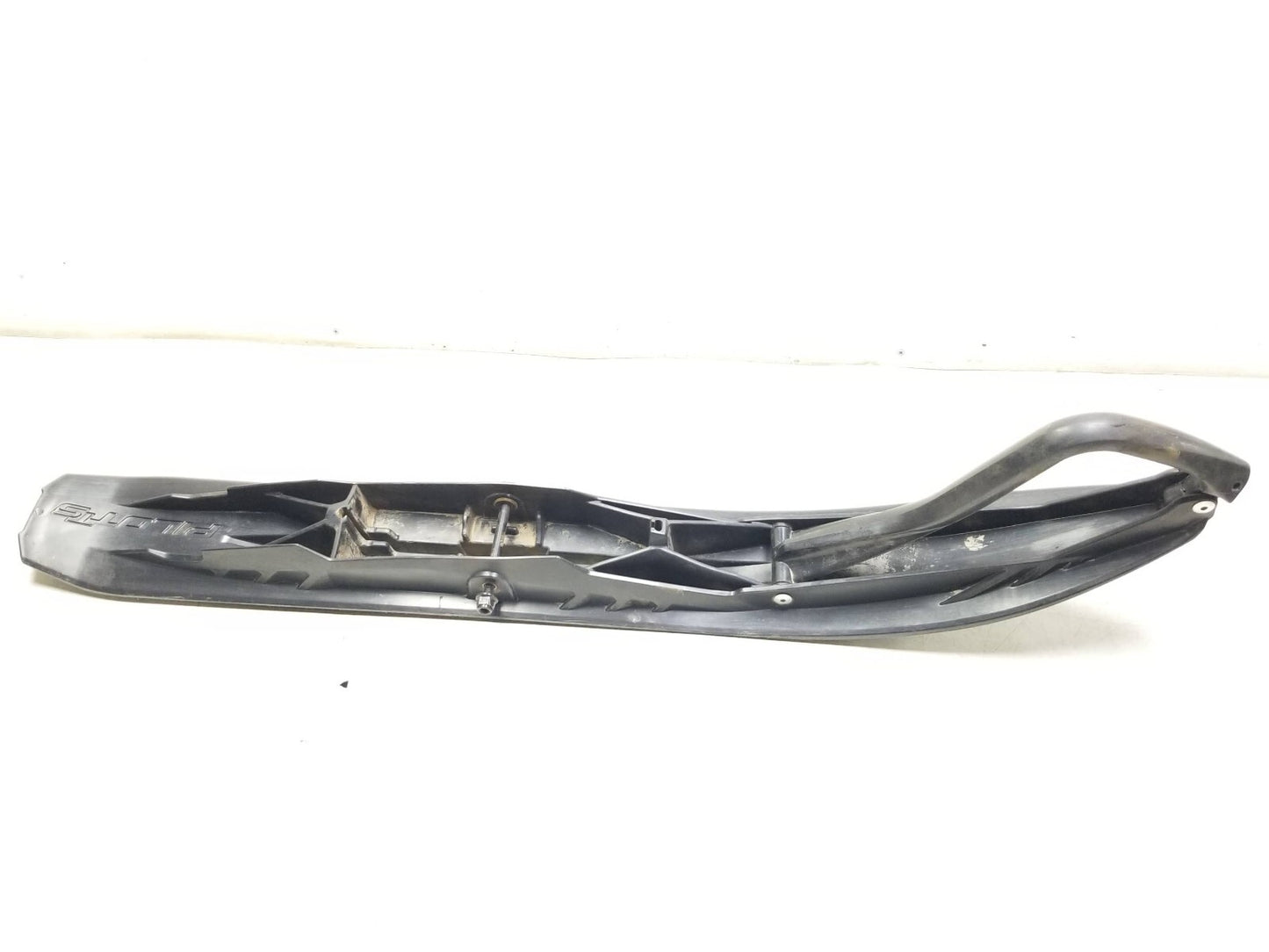 16-19 Ski-doo Renegade Enduro Ace 900 Steering Ski Pair Oem✅