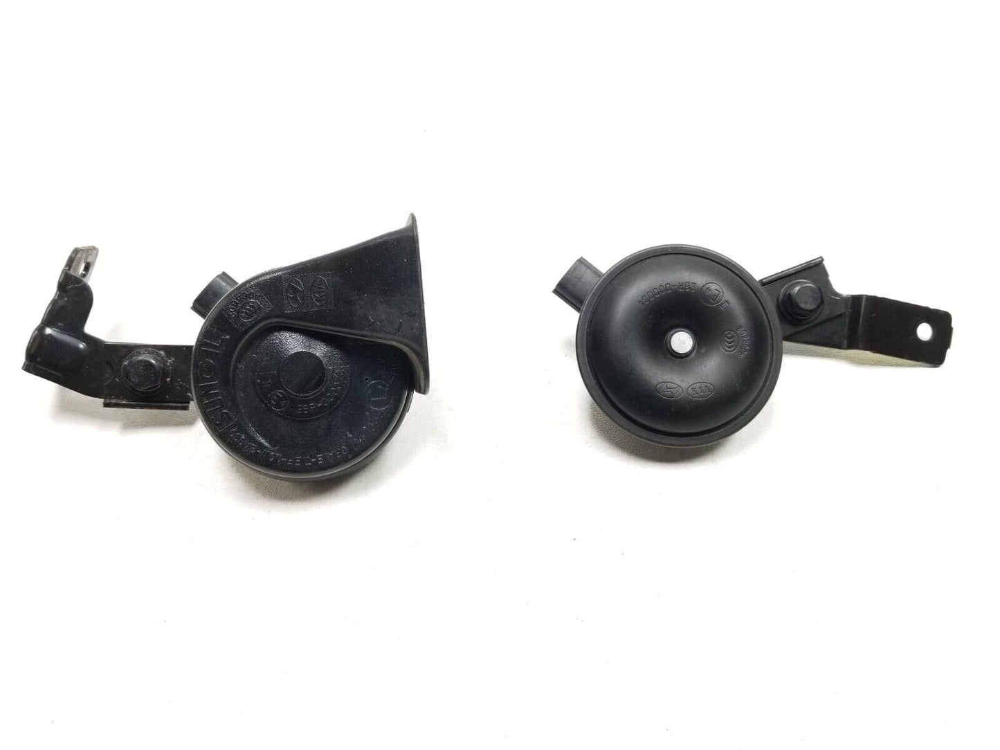 17 18 Kia Forte Horn Signal Pair OEM 49k Miles