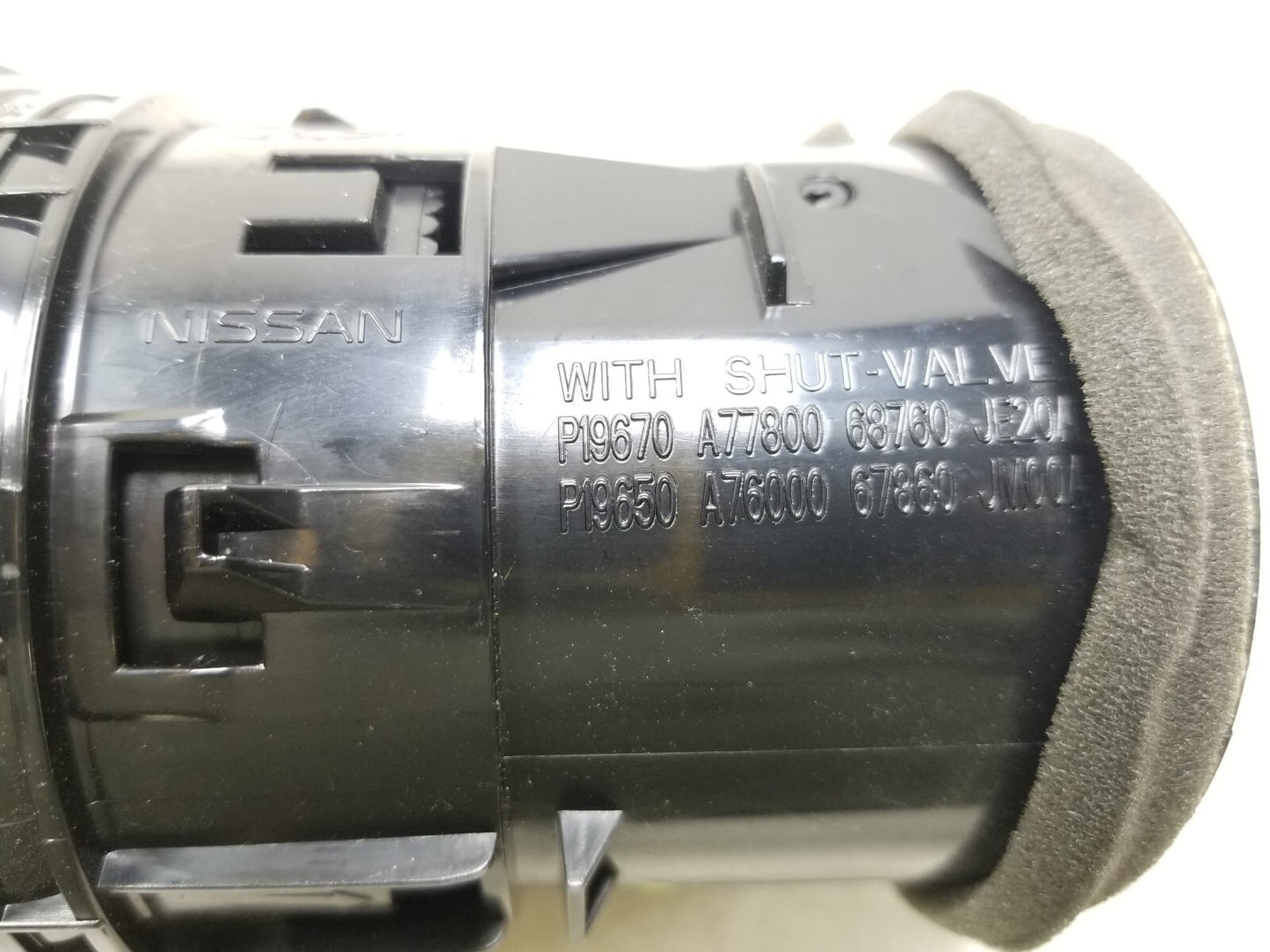 2008 - 2014 Nissan Rogue Dash Ac Heater Air Vent Driver Side Left  OEM