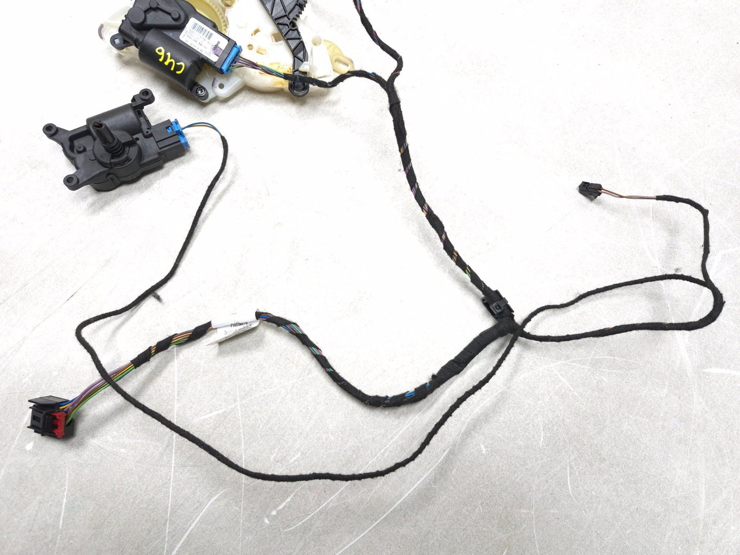 2015 Volkswagen Golf HVAC Flap Motor Door Actuator & Wiring Harness  OEM