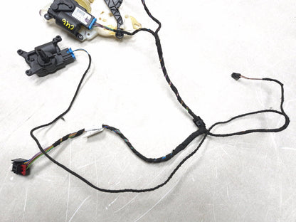 2015 Volkswagen Golf HVAC Flap Motor Door Actuator & Wiring Harness  OEM