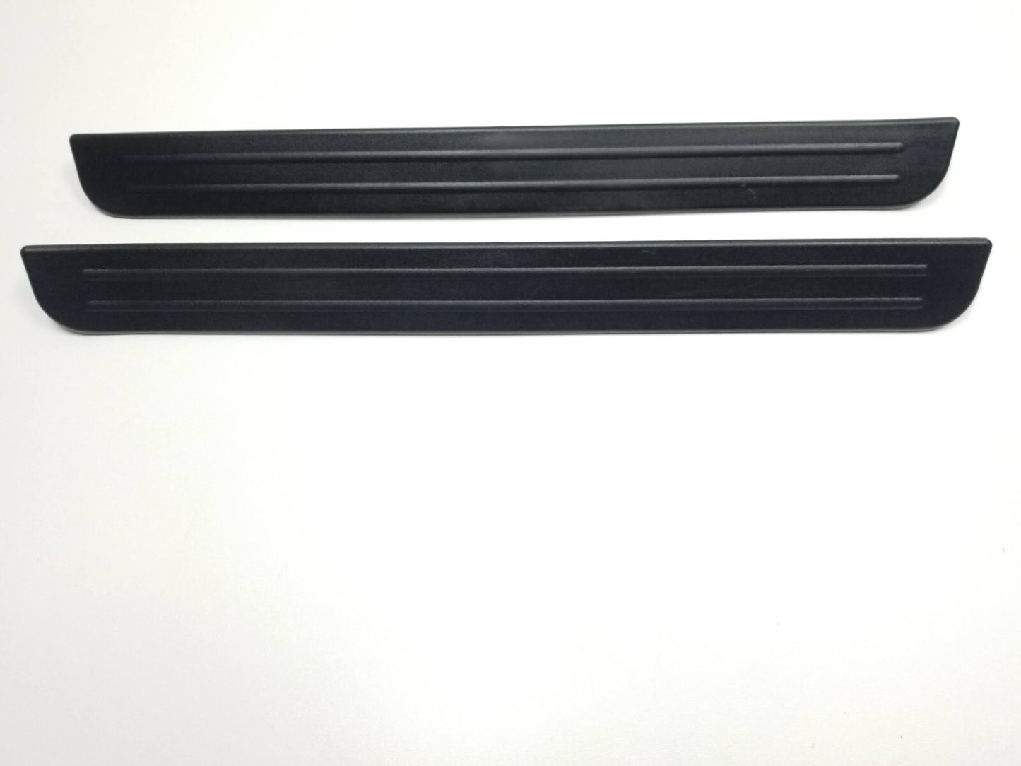 2009 Mazda Cx-7 Door Scuff Step Plate 4pcs OEM