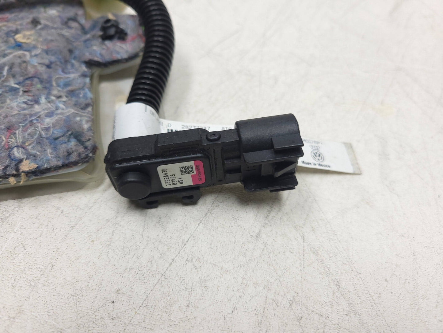 2009 - 2017 Volkswagen Cc Front Seat Occupant Sensor Pad Passenger Right OEM