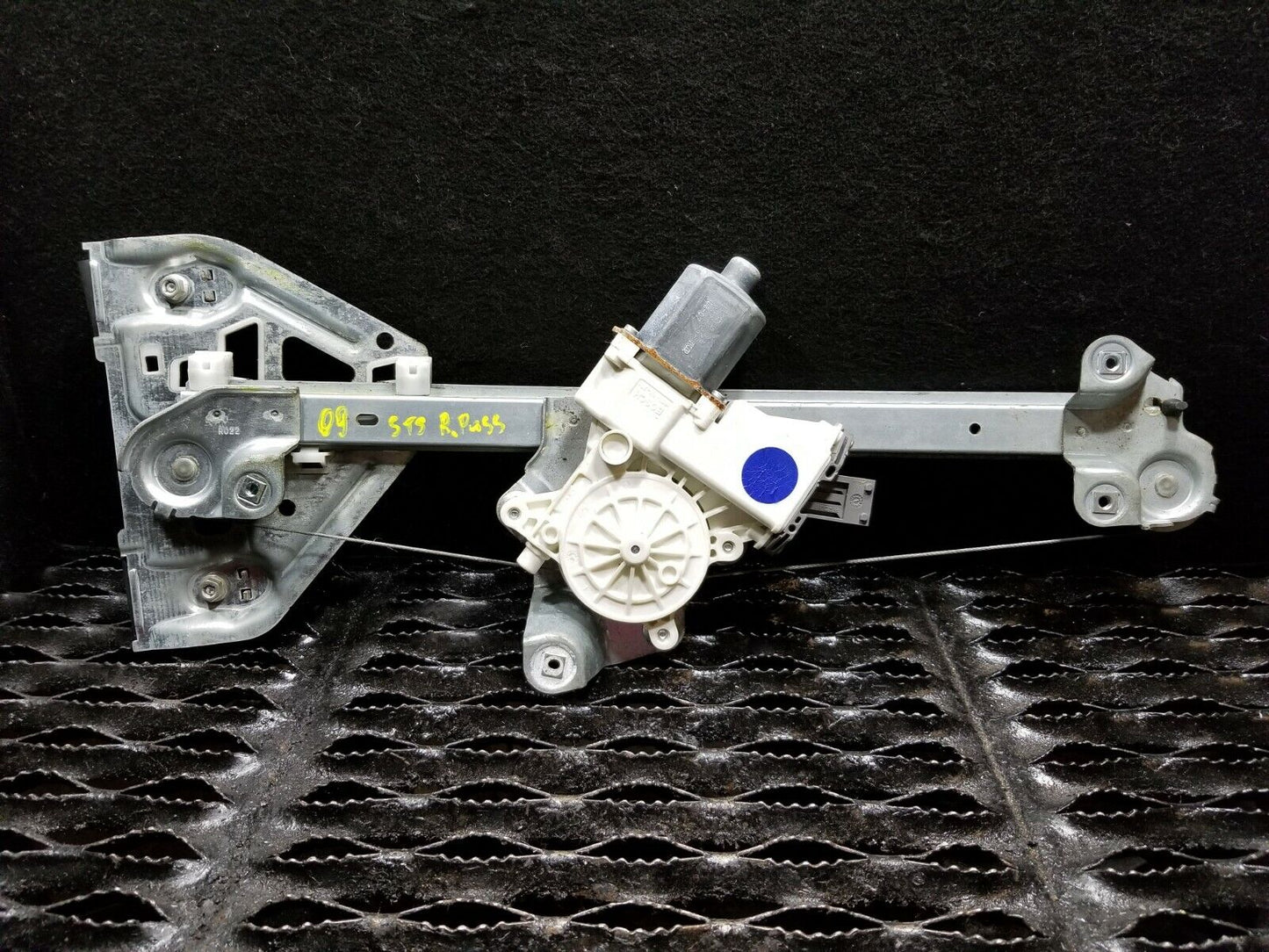 06 07 08 09 Cadillac STS Rear Right Pass Side Window Regulator Motor OEM 62k Mi