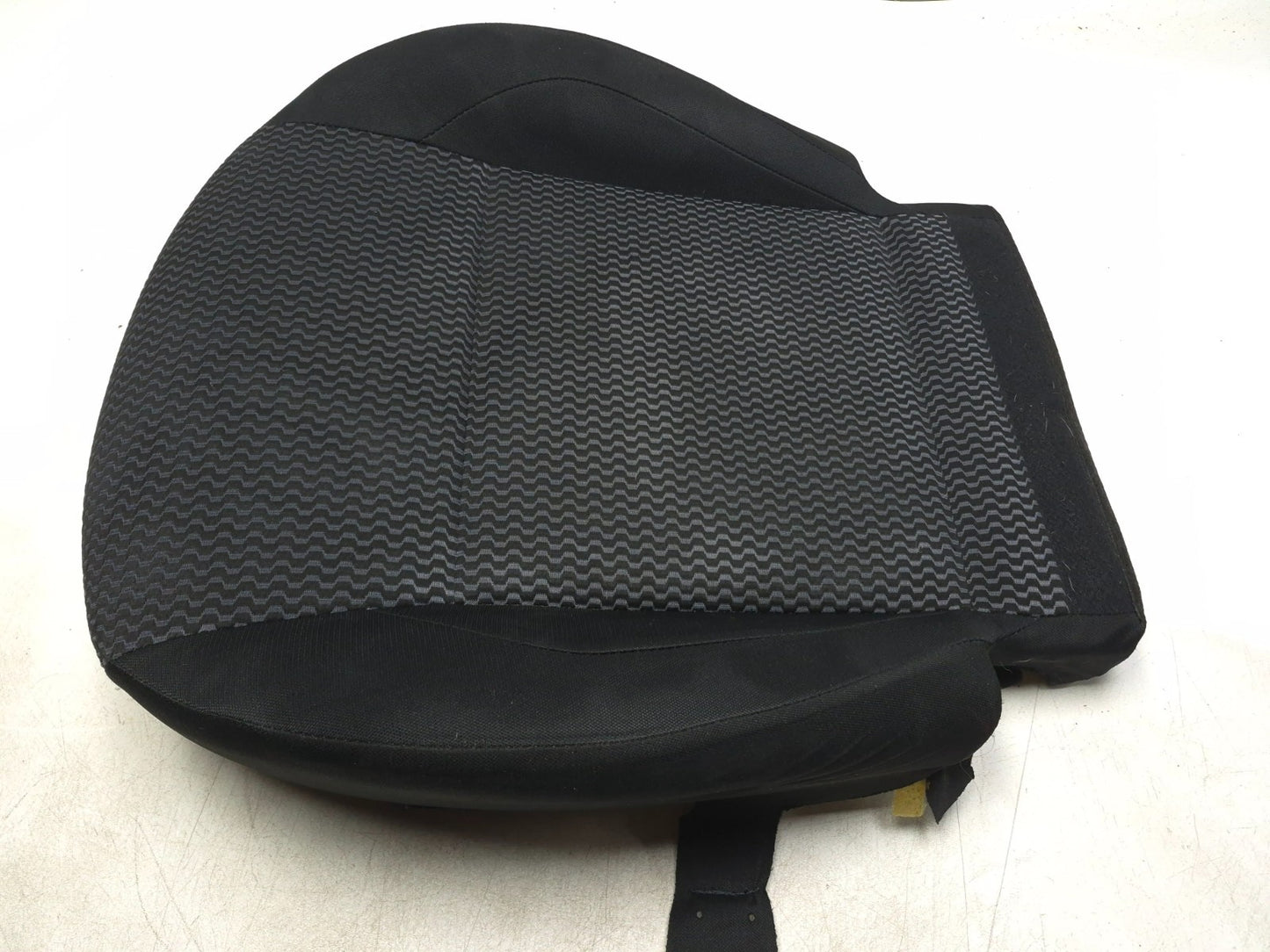 2015 Nissan Juke Front Seat Lower Cushion Driver Side Left OEM