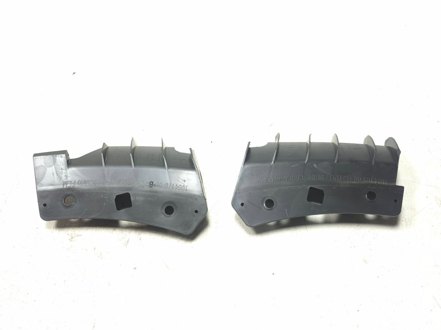 2019 Tesla Model 3 Front Upper Bumper Support Bracket Left & Right OEM