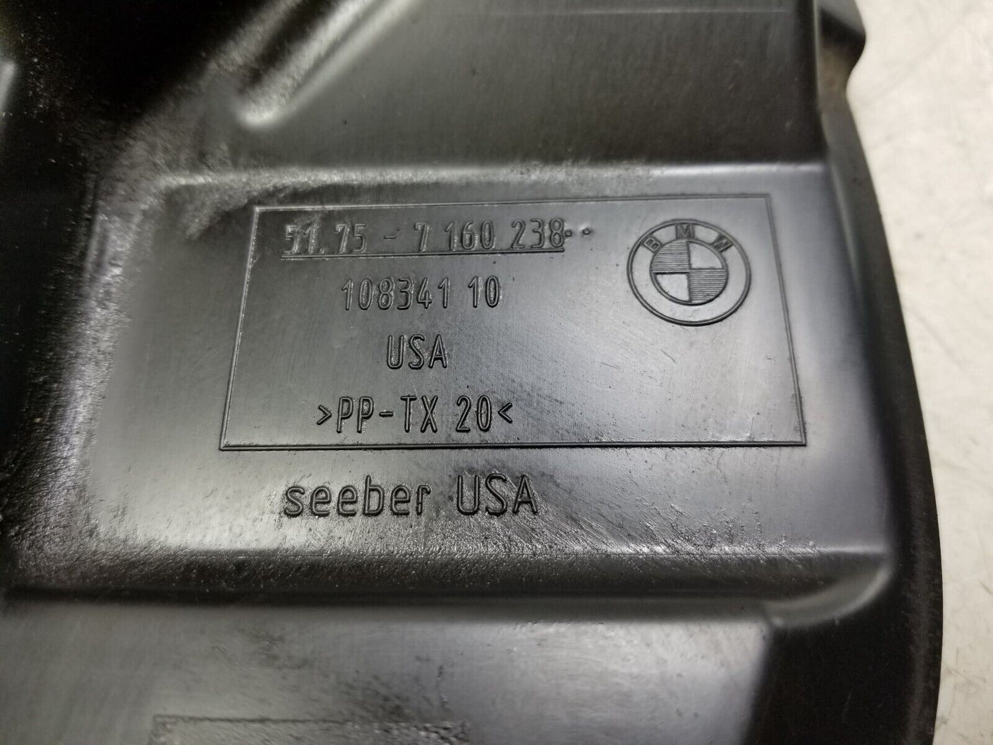 2007 - 2013 BMW X5 X6 E70 X5 X6 Steering Gear Top Cover Shield Panel  2pcs OEM