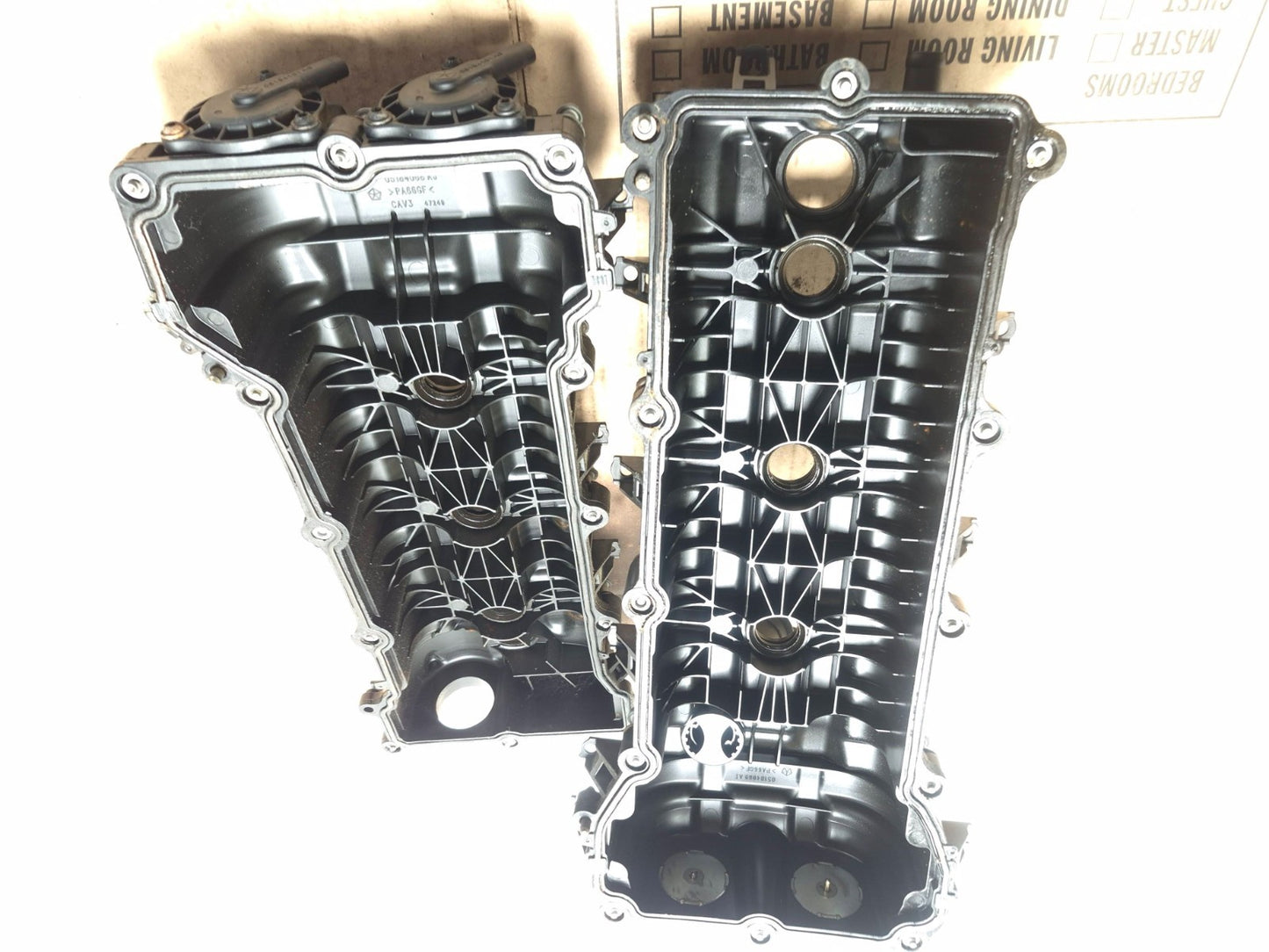 2013 Dodge Grand Caravan Engine Cylinder Head Cover Left & Right Pair OEM