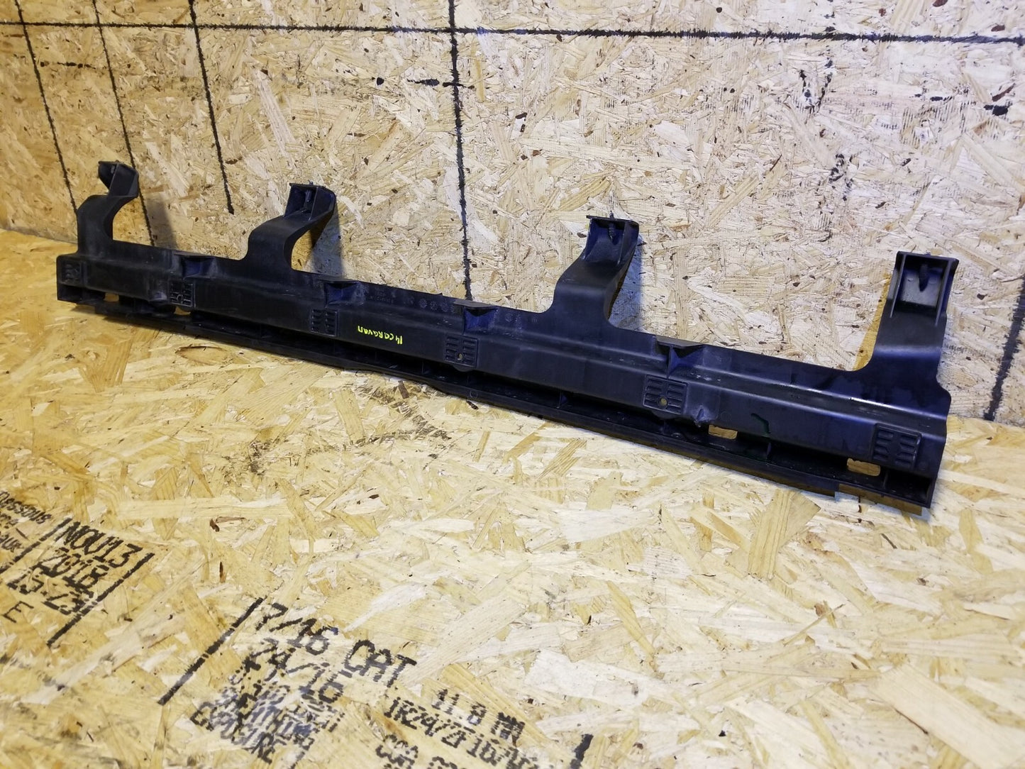 14 2014 Dodge Grand Caravan Rear Bumper Cover Support Bracket 5113107ac OEM