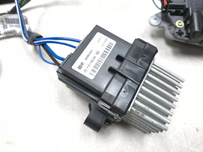 2013 Dodge Grand Caravan HVAC Heater Vent Flap Motor Actuator W/ Wiring Oem✅
