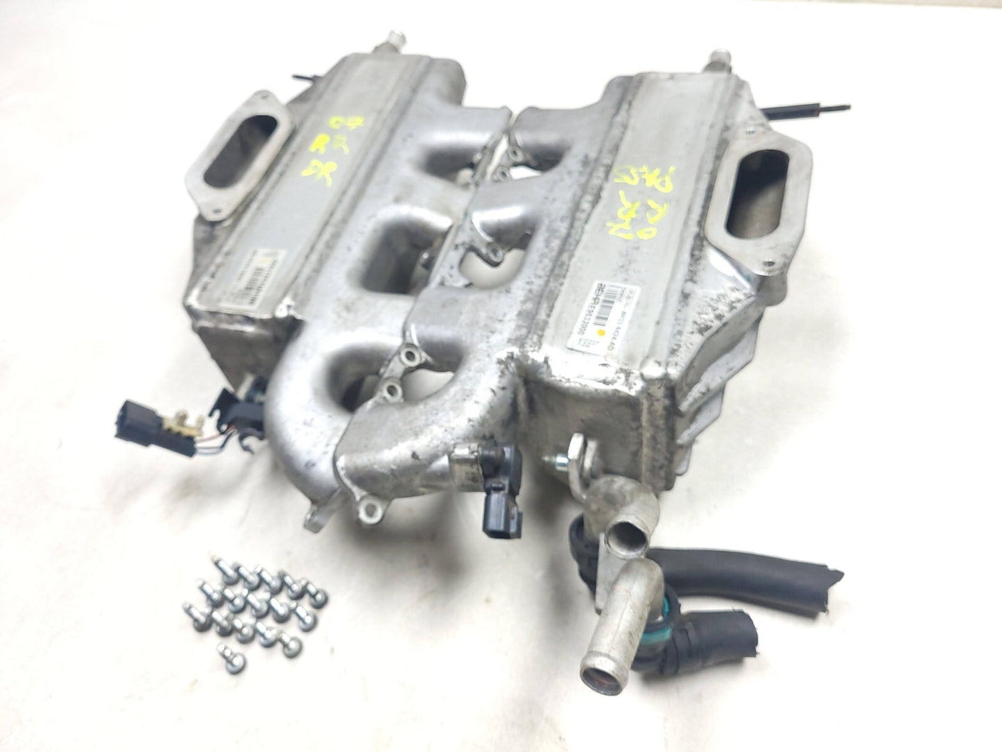 2007 Range Rover 4.2l Intake Manifold Left & Right Pair OEM