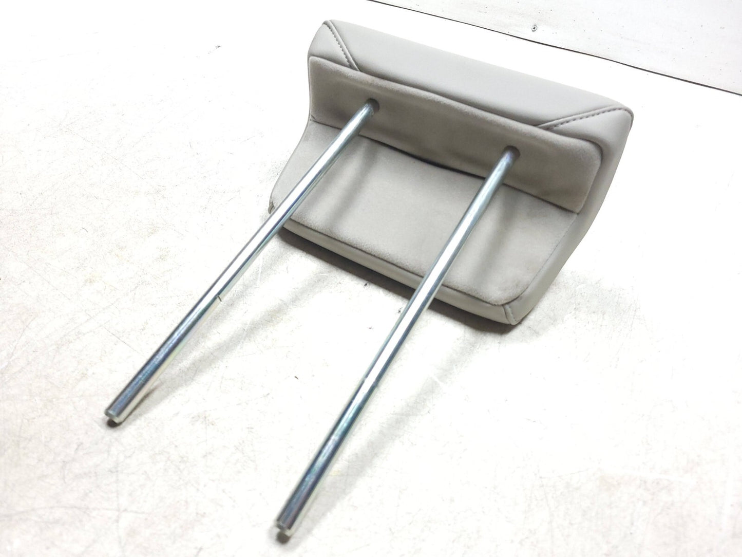 2007 - 2009 Acura Mdx 3rd Row Rear Seat Headrest Leather Set Of 2 OEM