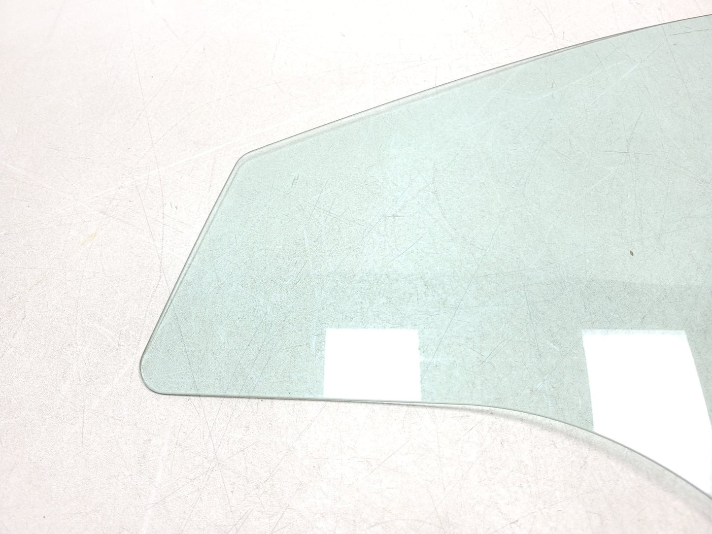 12-17 Hyundai Accent Front Driver Side Left Door Window Glass Without Solar OEM
