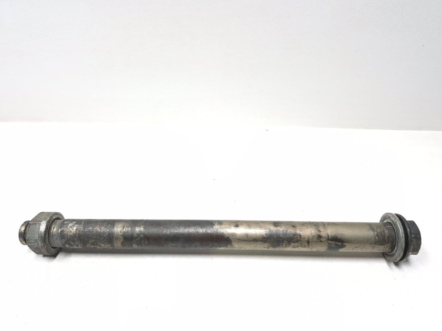 2009 Harley-davidson Sportster Xl883l Rear & Front Wheel Axle Pair OEM