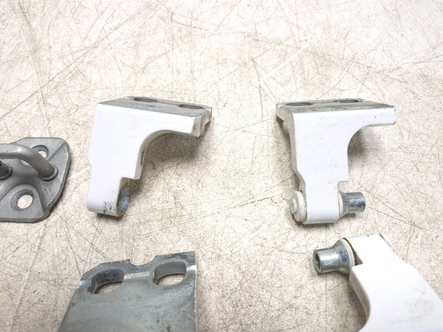 2021 Alfa Romeo Giulia Door Hinge Passenger Side Front & Rear Oem✅