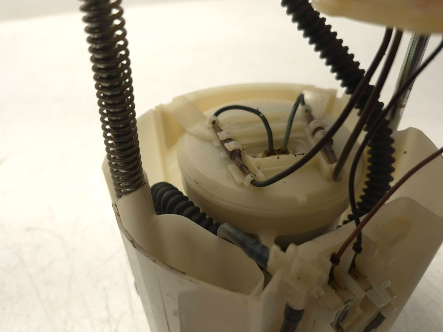 2007 Toyota Corolla Fuel Pump 77020-02181 OEM