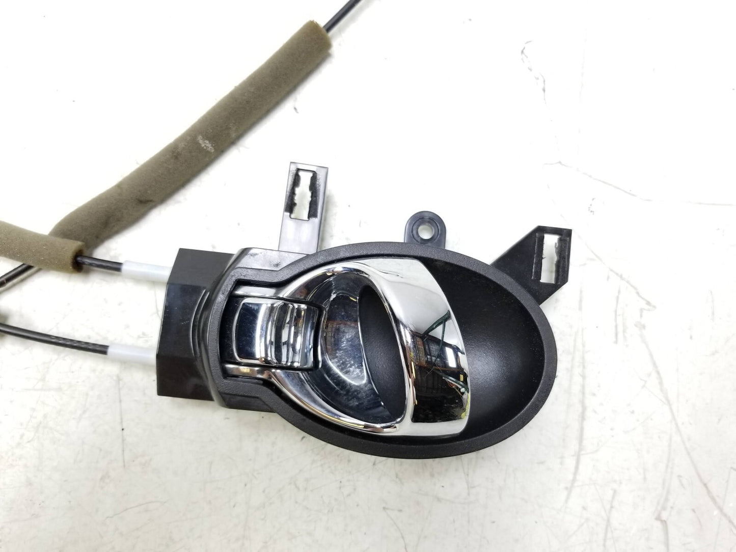 2011-2017 Nissan Juke Door Lock Actuator & Handle Front Passenger Side Rh OEM