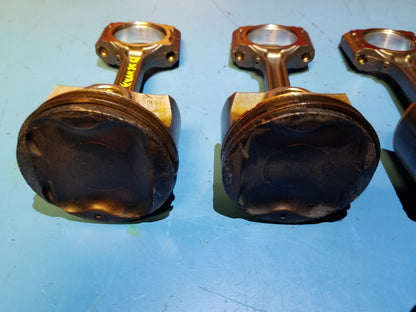 2019 Nissan Sentra Piston W/ Connecting Rod 4pcs OEM