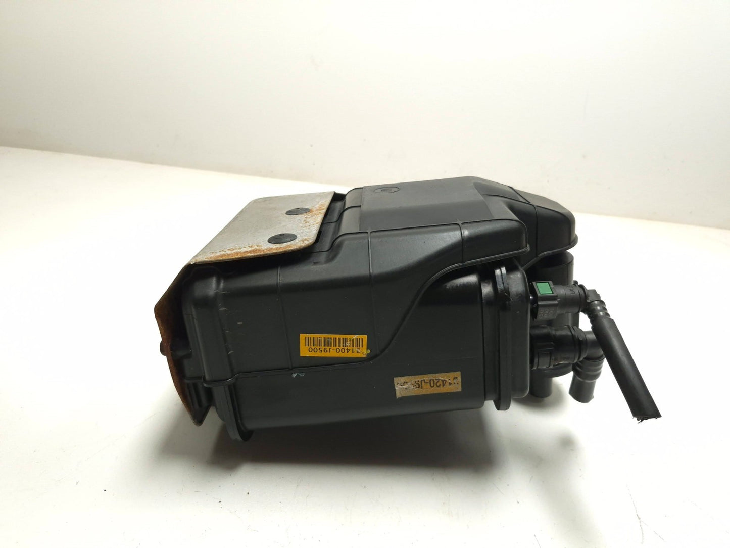 2019 Hyundai Kona Fuel Evaporator Emission Canister OEM